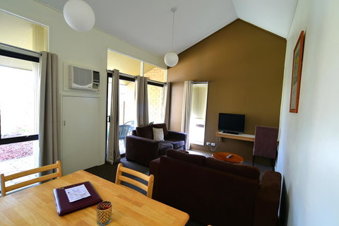Executive Hideaway - Brisbane Tourism 8