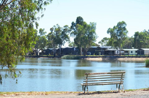 Tasman Holiday Parks - Merool On The Murray - Tourism Brisbane 10