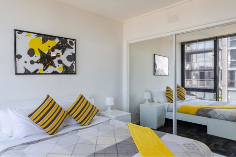 225 Melbourne Tower - Brisbane Tourism 2