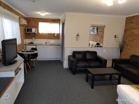 Coachman Motel And Holiday Units - Tourism Brisbane 24