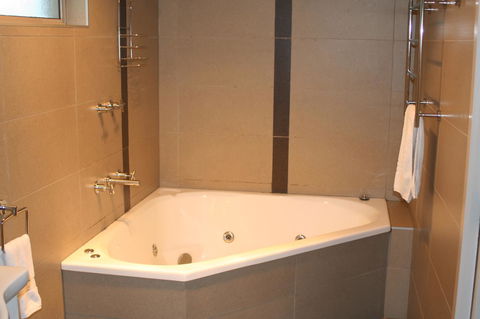 Coachman Motel And Holiday Units - Tourism Brisbane 12