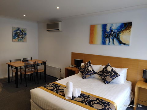 Coachman Motel And Holiday Units - Tourism Brisbane 1