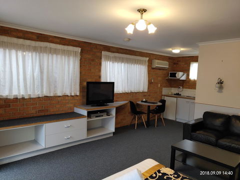 Coachman Motel And Holiday Units - Tourism Brisbane 18