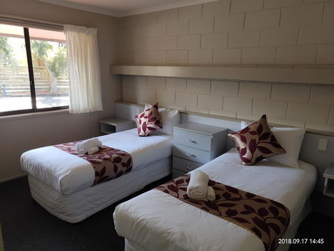 Coachman Motel And Holiday Units - Tourism Brisbane 34