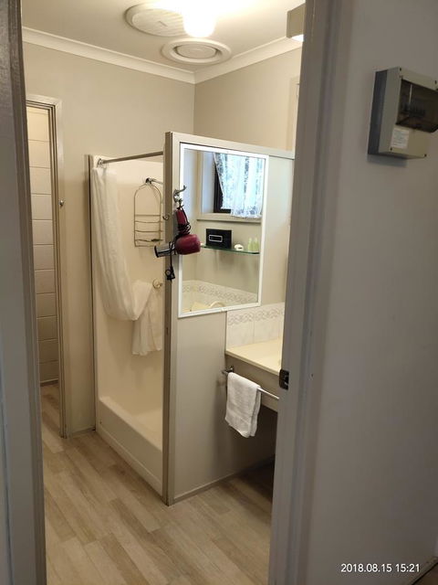 Coachman Motel And Holiday Units - Tourism Brisbane 37