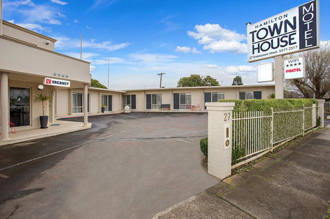 Hamilton Townhouse Motel - Tourism Brisbane 14