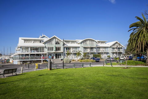 Aligned Corporate Residences Williamstown - Tourism Brisbane 3