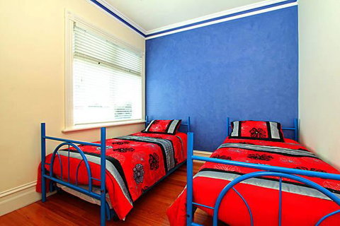 ABC Accommodation - Rosebud - Brisbane Tourism 8
