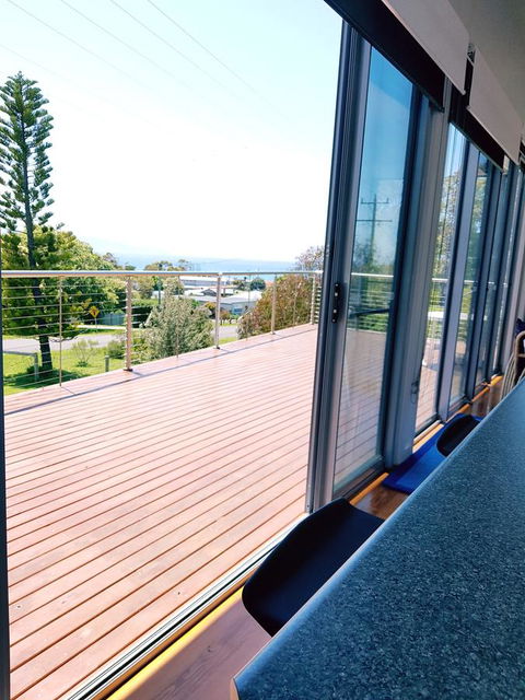 Beach Retreat Apartment Marengo - Tourism Brisbane 14