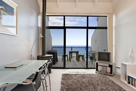 5 Whitecrest Great Ocean Road Resort - Ocean Views - Tourism Brisbane 6