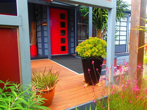 Azen Haven - Tourism Brisbane 0