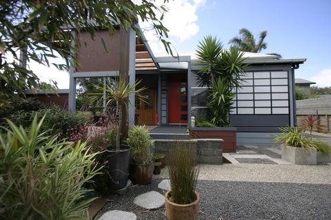 Azen Haven - Tourism Brisbane 10