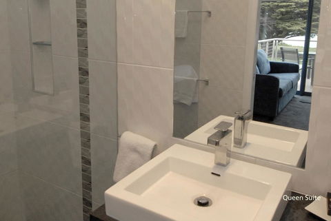 Seascape Accommodation - Tourism Brisbane 9