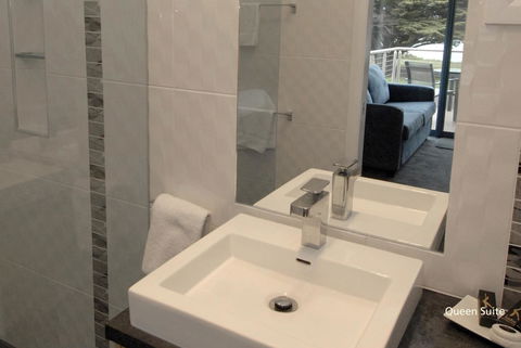 Seascape Accommodation - Tourism Brisbane 11