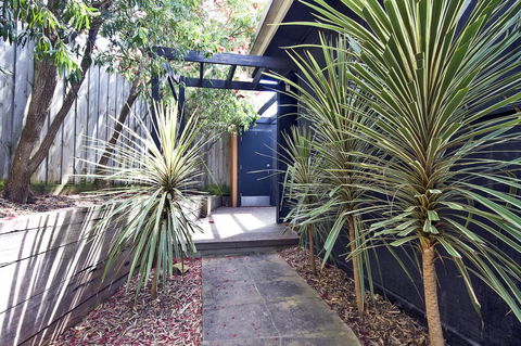 Lornebeach Apartments - Tourism Brisbane 39
