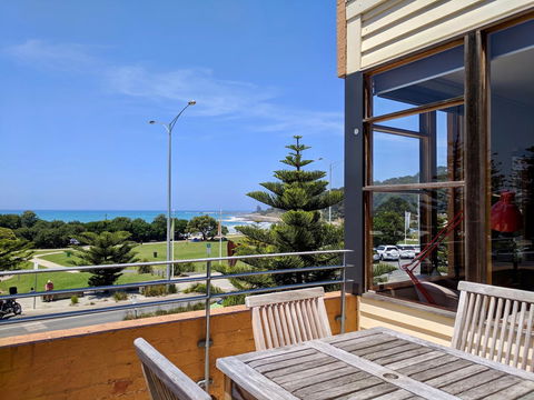 Lornebeach Apartments - Tourism Brisbane 3