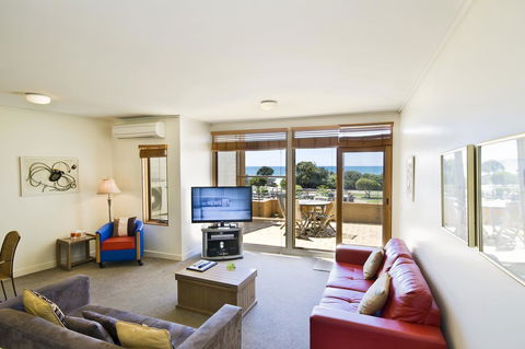 Lornebeach Apartments - Tourism Brisbane 16