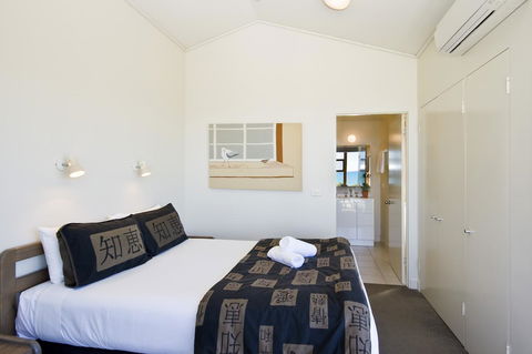 Lornebeach Apartments - Tourism Brisbane 24