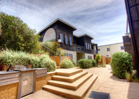 Lornebeach Apartments - Tourism Brisbane 7