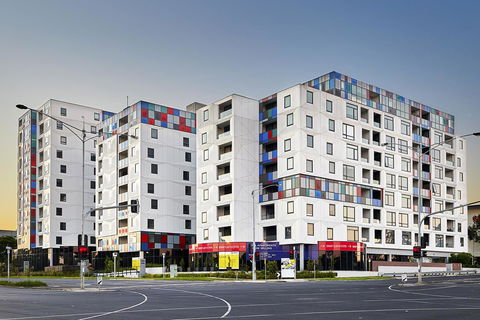 Melbourne Knox Central Apartment Hotel Official - Tourism Brisbane 24