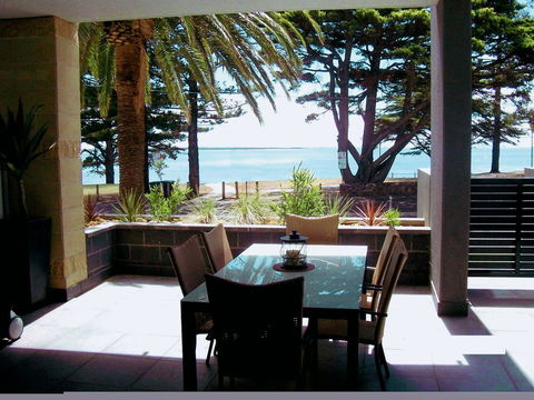C-Scape Water Front Apartment - Brisbane 4u 0