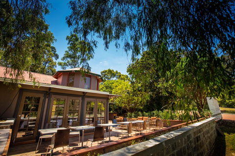Eltham Gateway Hotel & Conference Centre - Brisbane Tourism 43