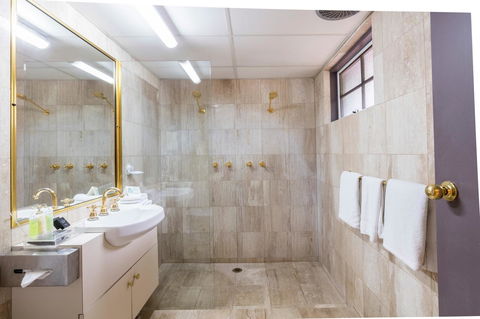 Eltham Gateway Hotel & Conference Centre - Brisbane Tourism 36