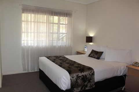 Eltham Gateway Hotel & Conference Centre - Brisbane Tourism 21