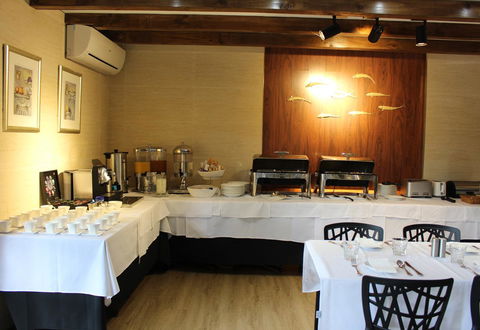 Eltham Gateway Hotel & Conference Centre - Brisbane Tourism 13