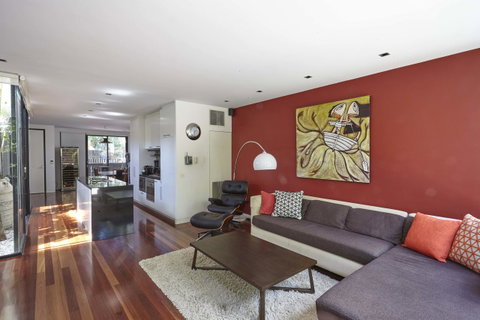 Middle Park In Vogue - Rejuvenate Stays - Tourism Brisbane 3