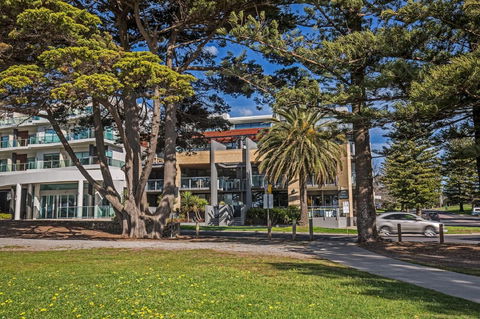 C-Scape Esplanade Cowes - Tourism Brisbane 4