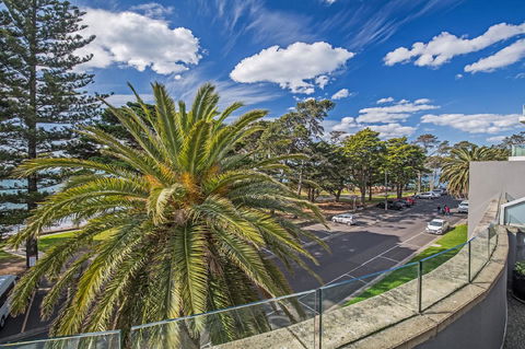 C-Scape Esplanade Cowes - Tourism Brisbane 5