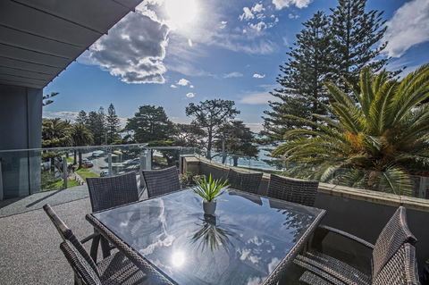 C-Scape Esplanade Cowes - Tourism Brisbane 1