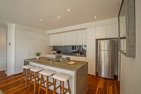C-Scape Esplanade Cowes - Tourism Brisbane 9