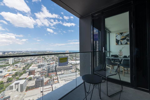 International 2 Bed 2 Bath Apartment - Brisbane Tourism 11