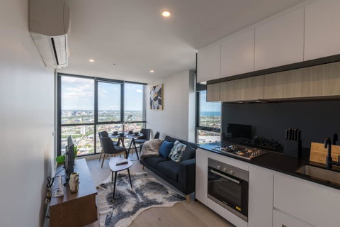 International 2 Bed 2 Bath Apartment - Brisbane Tourism 2