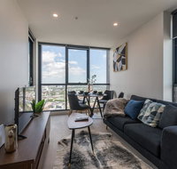 International 2 bed 2 bath apartment - Brisbane Tourism
