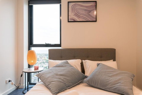 International 2 Bed 2 Bath Apartment - Brisbane Tourism 8