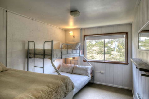 Maisonettes Falls Creek - Brisbane Tourism 7