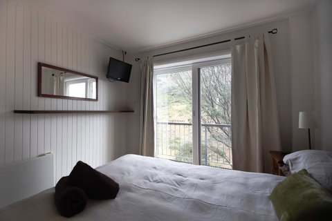 Maisonettes Falls Creek - Brisbane Tourism 6