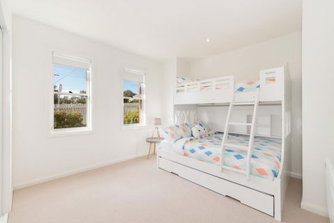 Beach Belle - Tourism Brisbane 13