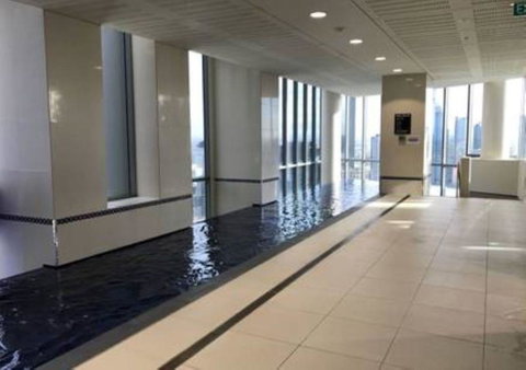 2 Bedroom Luxury At Southbank - Brisbane Tourism 13