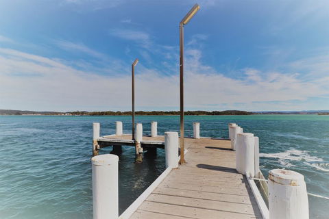 The Broken Oar - Brisbane Tourism 2