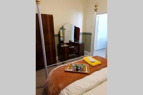 The Comfort Cottage On Williams - Brisbane Tourism 3