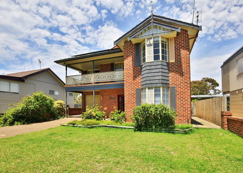 The Crescent - Pet Friendly - 1 Min To Beach - Brisbane Tourism 1