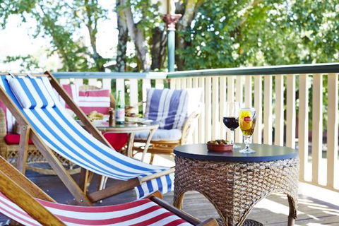The Daylesford Hotel - Tourism Brisbane 0