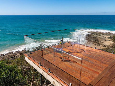 THE DECK HOUSE - A WYE RIVER ICON - Tourism Brisbane 1