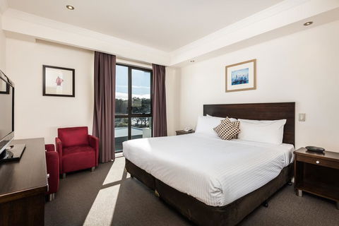 The Esplanade Resort And Spa - Tourism Brisbane 1