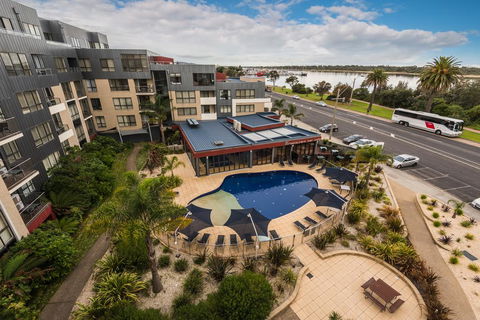 The Esplanade Resort And Spa - Tourism Brisbane 2