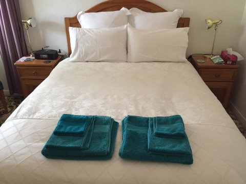 The Evergreen Bed And Breakfast - Brisbane Tourism 3